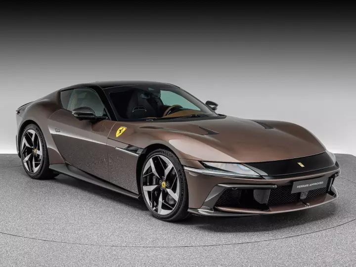 Ferrari in Bronzo Cauley — 12Cilindri (carpaints.co)