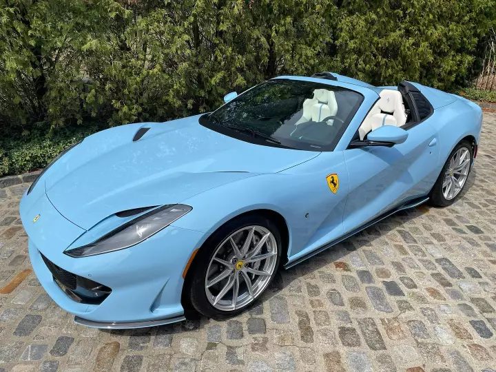 Ferrari in Azzurro La Plata — 812 GTS (carpaints.co)