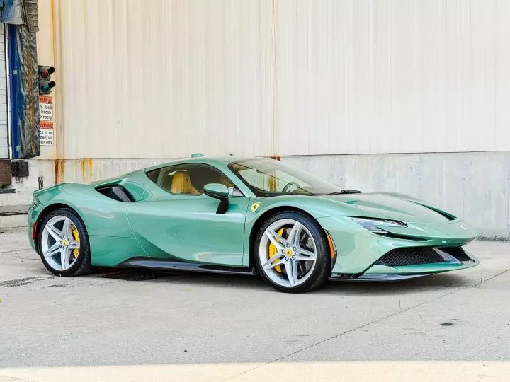 Ferrari in Verde Medio — SF90 Stradale (carpaints.co)