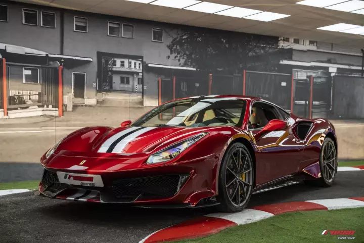 Ferrari in Rosso Coburn — 488 Pista (carpaints.co)
