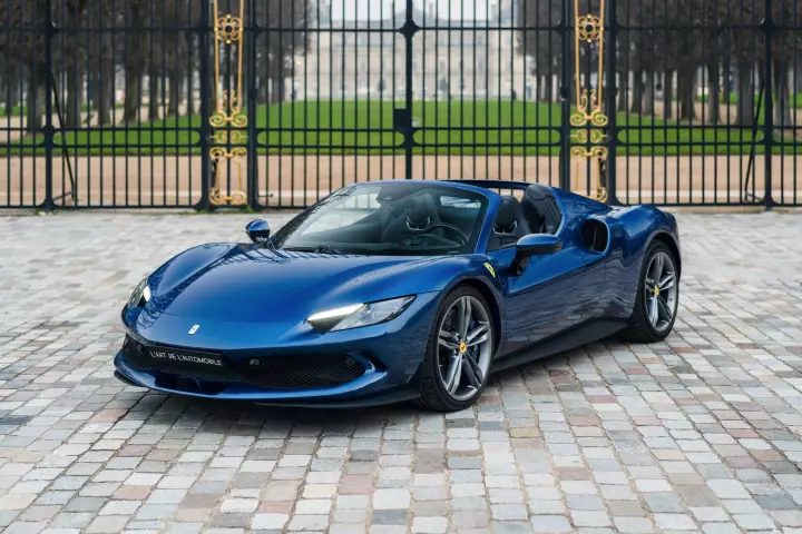 Ferrari in Blu Tour de France 70 Anni — 296 GTS (carpaints.co)