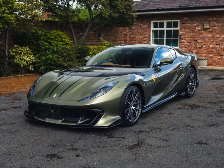 Ferrari in Verde Masoni — 812 Competizione (carpaints.co)