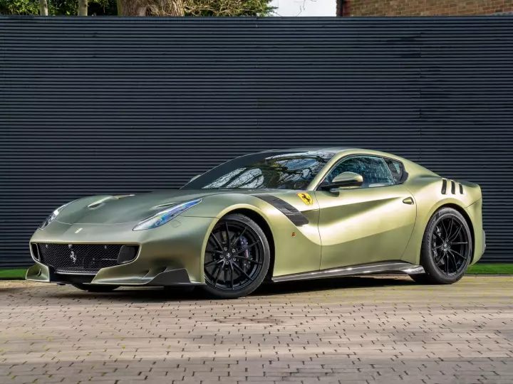 Ferrari in Verde Masoni Opaco — F12 TDF (carpaints.co)