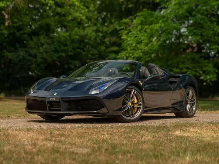 Ferrari in Nuovo Blu Pozzi — 488 Spider (carpaints.co)