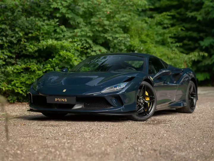 Ferrari in Nuovo Blu Pozzi — F8 Tributo (carpaints.co)