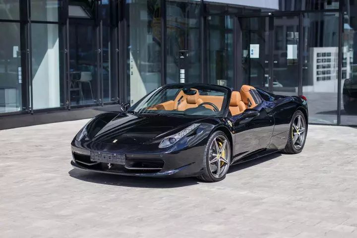 Ferrari in Nero B/B — 458 Spider (carpaints.co)