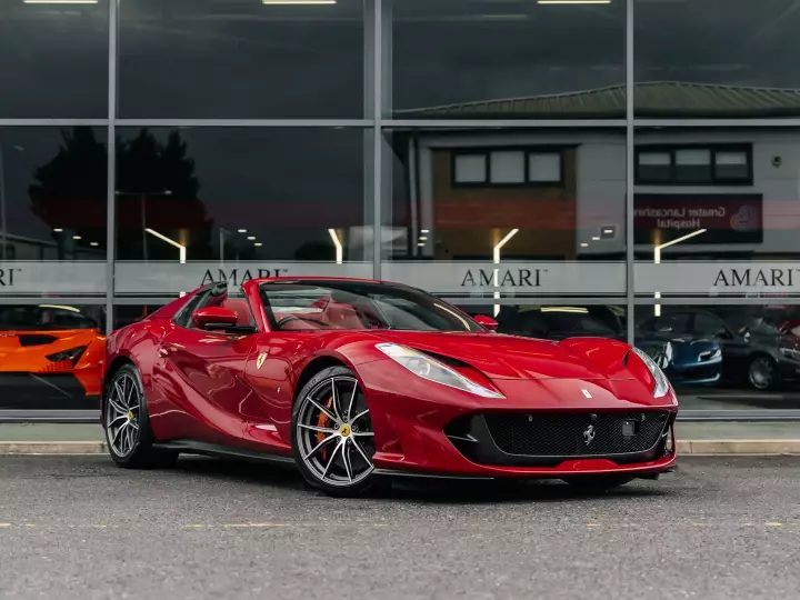 Ferrari in Rosso Mugello — 812 GTS (carpaints.co)