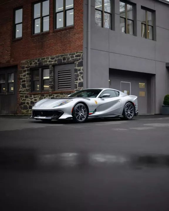 Ferrari in Sanusilver — 812 Competizione (carpaints.co)