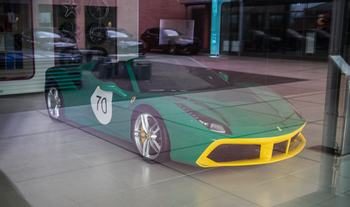Ferrari in BP Green (Ferrari Colors blog)