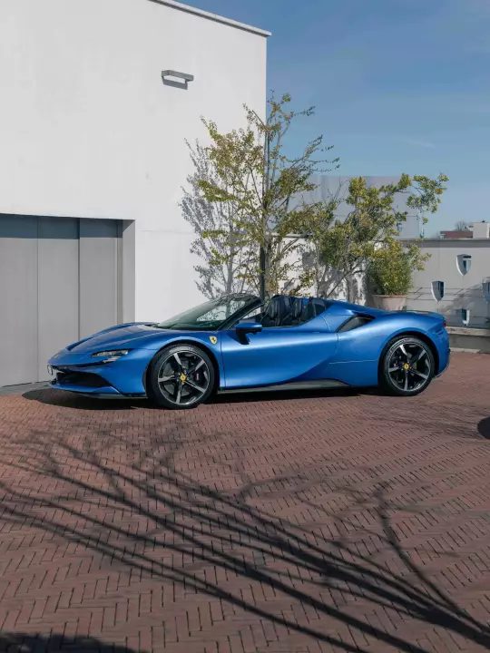 Ferrari in Azzurro Monaco — SF90 Spider (carpaints.co)
