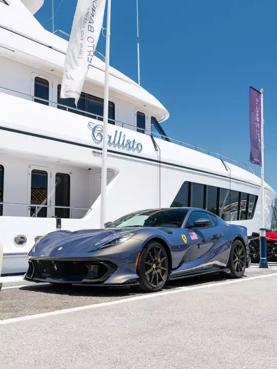 Ferrari in Blu Elder — 812 Competizione (carpaints.co)