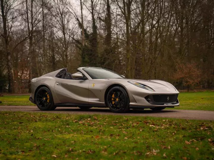 Ferrari in Aluminum Lucido — 812 GTS (carpaints.co)