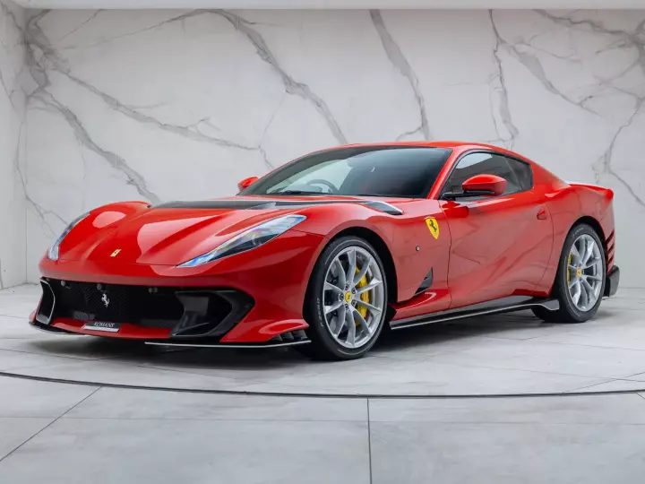 Ferrari in Rosso Cina — 812 Competizione (carpaints.co)