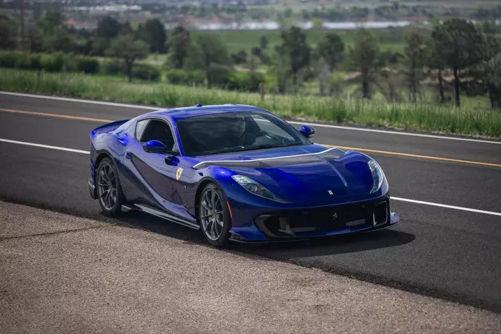 Ferrari in Blu Torrice — 812 Competizione (carpaints.co)