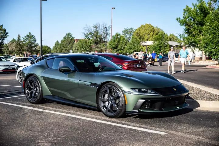 Ferrari in Verde Toscana — 12Cilindri (carpaints.co)