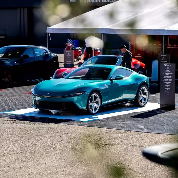 Ferrari in Verde Costiera — Amalfi (carpaints.co)