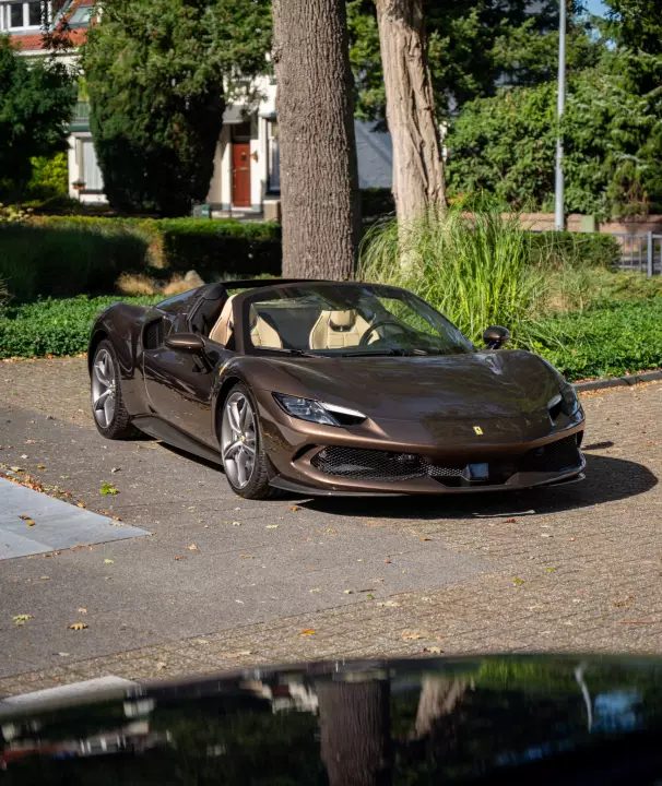 Ferrari in Marrone Luci di Bosco — 296 GTS (carpaints.co)