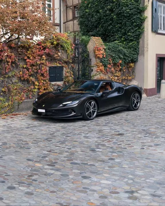 Ferrari in Marrone Mica — 296 GTB (carpaints.co)