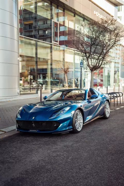 Ferrari in Blu Abu Dhabi — 812 GTS (carpaints.co)