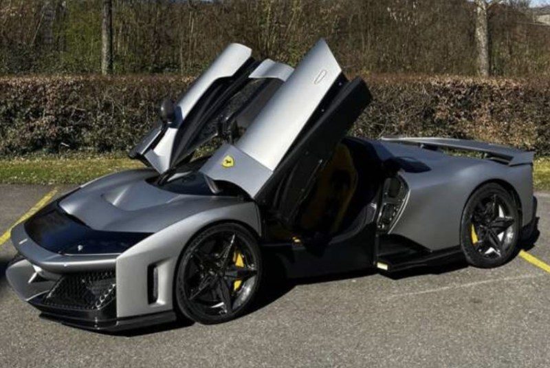 Ferrari in Alluminio Opaco (Ferrari Colors blog)