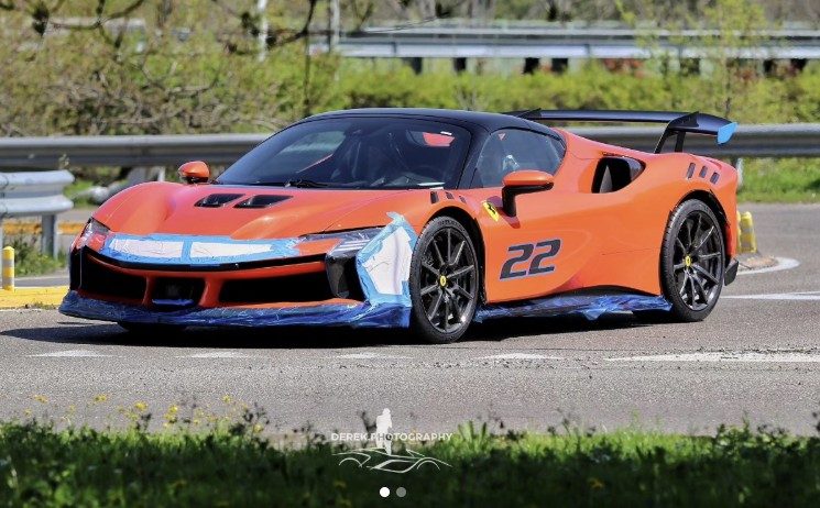 Ferrari in Arancio Vaguely Met (Ferrari Colors blog)
