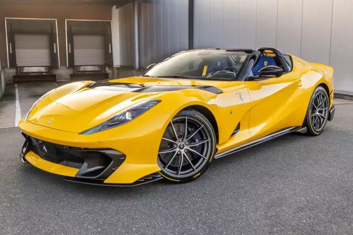 Ferrari in Ardilla Amarillo — 812 Competizione A (carpaints.co)