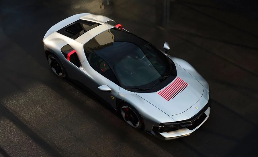 Ferrari in Argento Veloce — Ferrari CZ26 (ferrari.com)