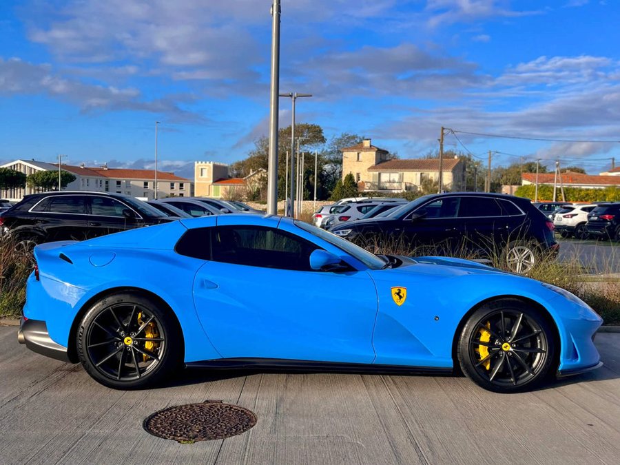 Ferrari in Azzurro Cielo — 812 GTS (ROSSOautomobili)