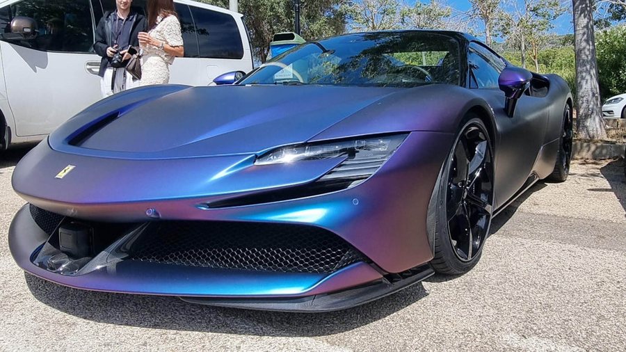 Ferrari in Azzurro Iridescente Opaco — SF90 Stradale (ROSSOautomobili)