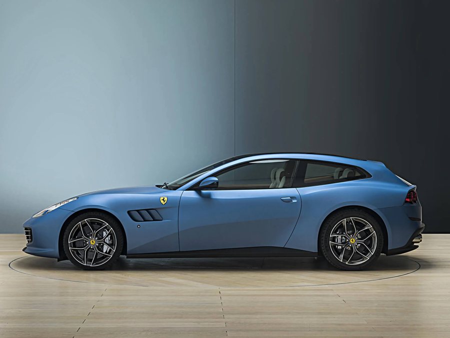 Ferrari in Azzurro Monaco Opaco — GTC4Lusso T (ROSSOautomobili)