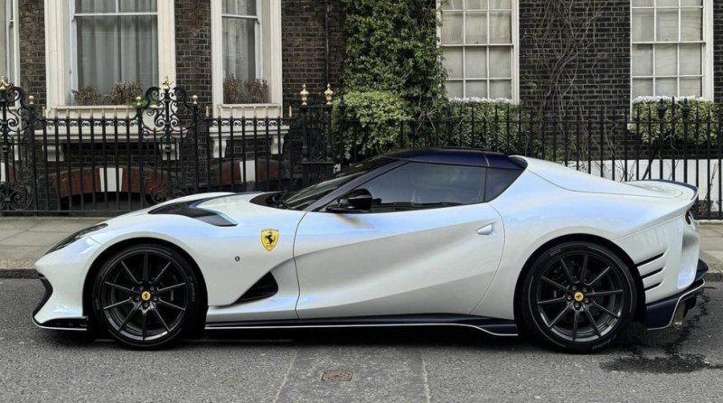 Ferrari in Bianco Onda Marina (Ferrari Colors blog)