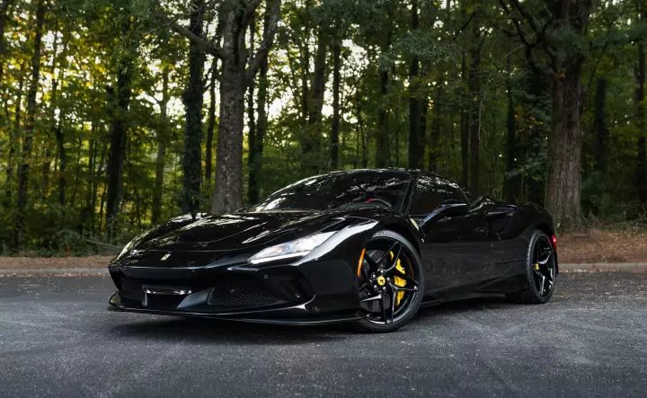 Ferrari in Nero DS — F8 Tributo (carpaints.co)