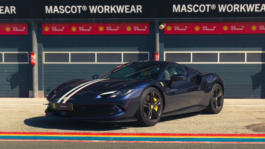 Ferrari in Blu Atlantico — 296 GTS Zandvoort (ROSSOautomobili)