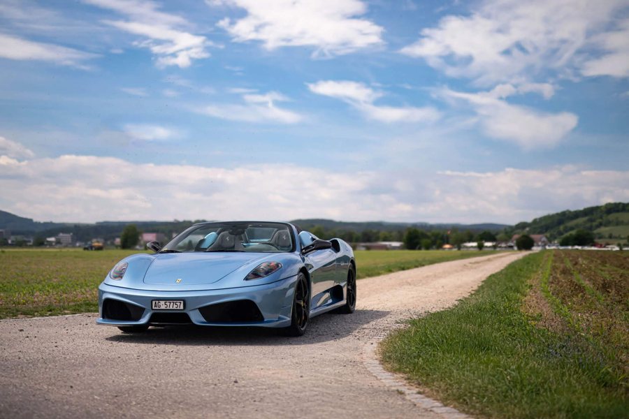 Ferrari in Blu Avio — Scuderia Spider 16M (ROSSOautomobili)