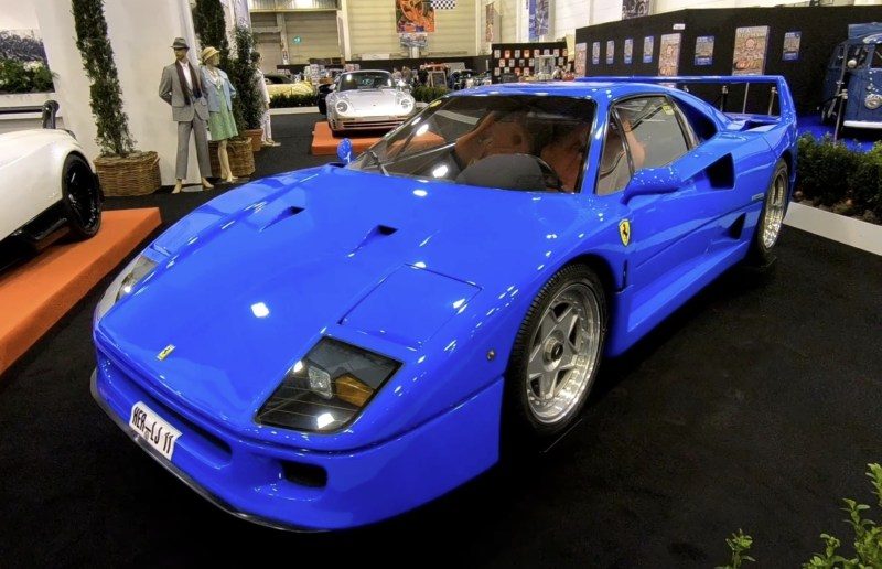 Ferrari in Blu Bugatti (Ferrari Colors blog)