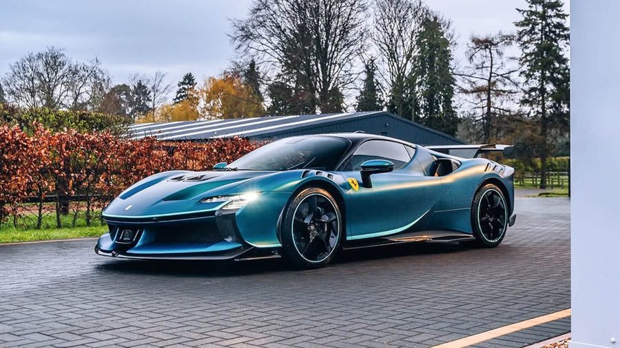 Ferrari in Blu Capri Opaco — SF90 XX Stradale (ROSSOautomobili)