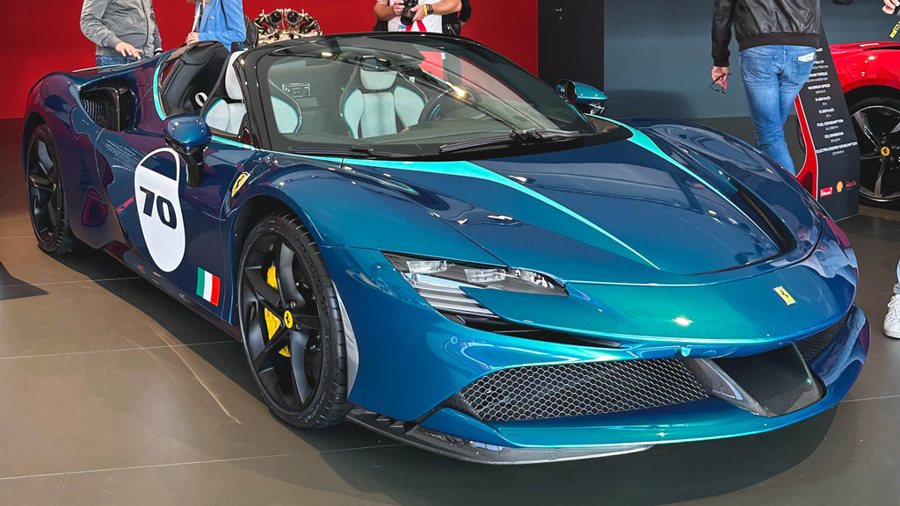 Ferrari in Blu Capri — SF90 Spider (ROSSOautomobili)