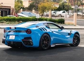 Ferrari in Blu Flugplatz (Ferrari Colors blog)