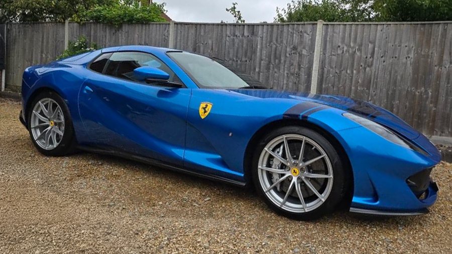 Ferrari in Blu Katara — 812 GTS (ROSSOautomobili)