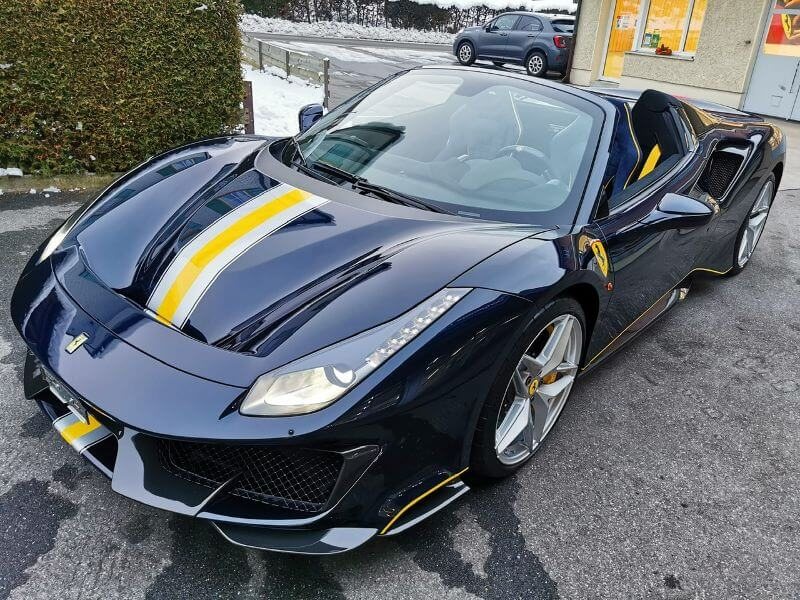 Ferrari in Blu Montreal — 488 Pista Spider (ROSSOautomobili)