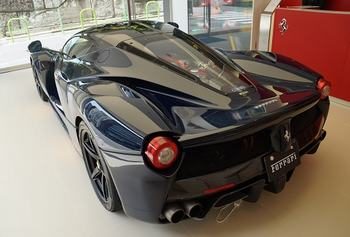 Ferrari in Blu Ortis (Ferrari Colors blog)