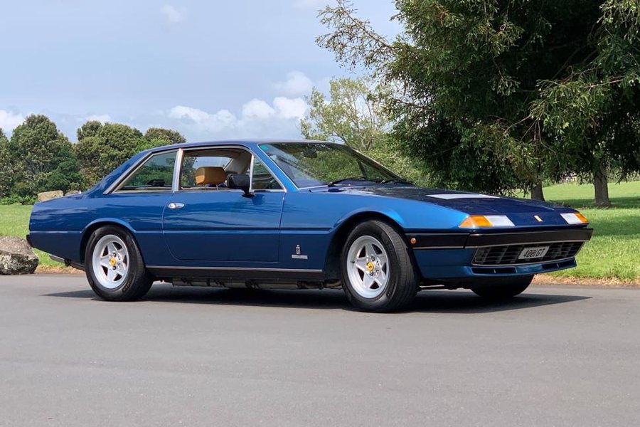 Ferrari in Blu Ribot — 400i (ROSSOautomobili)