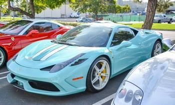 Ferrari in Blu Tiffany (Ferrari Colors blog)