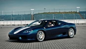 Ferrari in Blu Tour de France (Ferrari Colors blog)