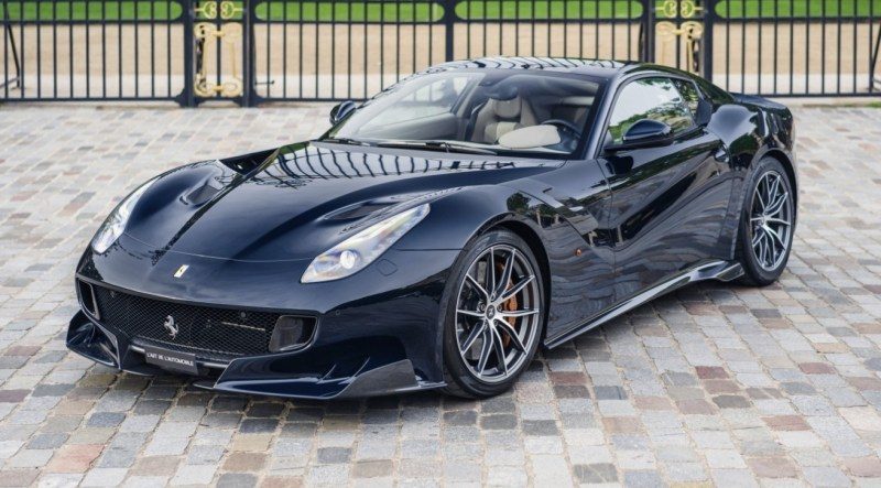 Ferrari in Blu Ultrascuro (Ferrari Colors blog)