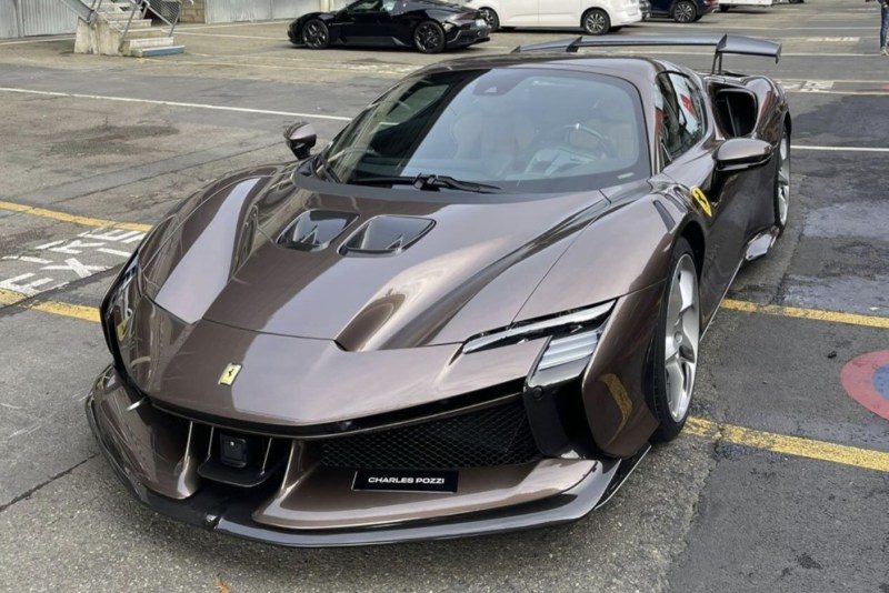 Ferrari in Bronzo Cauley (Ferrari Colors blog)