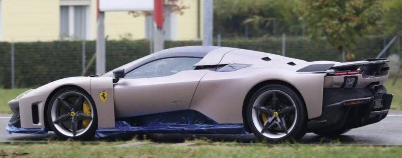 Ferrari in Bronzo Seta (Ferrari Colors blog)