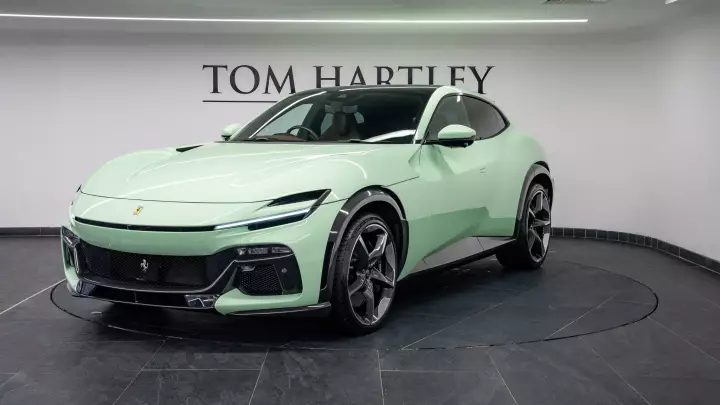 Ferrari in Verde Pallido — Purosangue (carpaints.co)