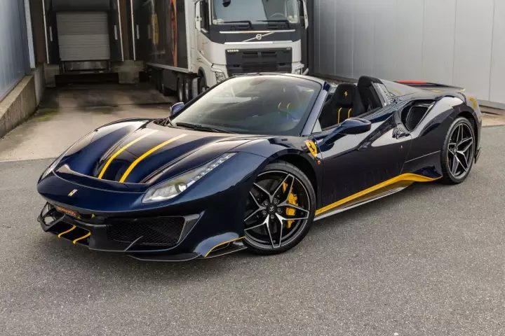 Ferrari in Blu Hembery — 488 Pista Spider (carpaints.co)