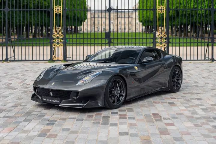 Ferrari in Canna Di Fucile — F12 TDF (carpaints.co)